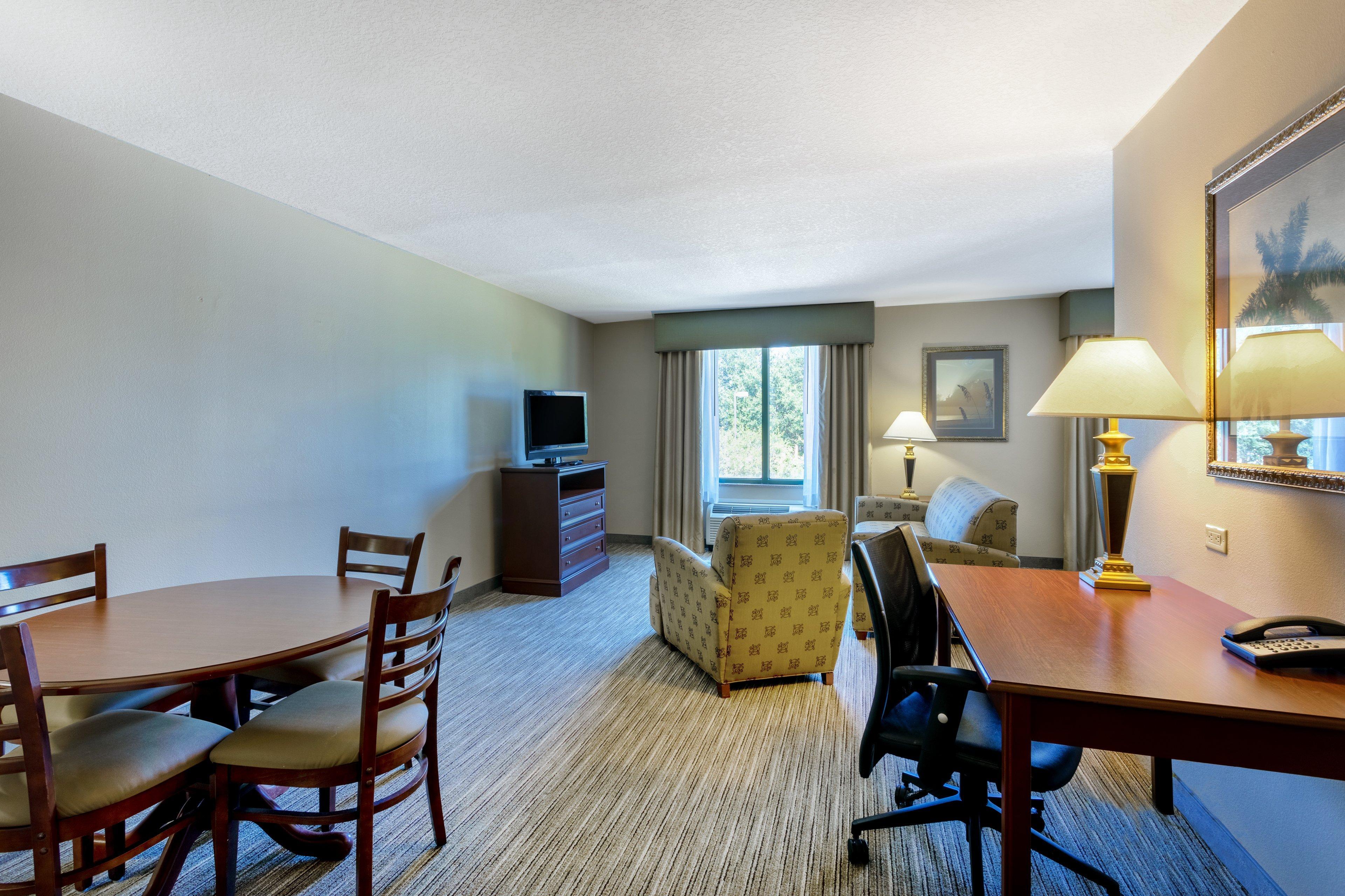 Holiday Inn Express & Suites Bradenton East-Lakewood Ranch By Ihg Exterior photo