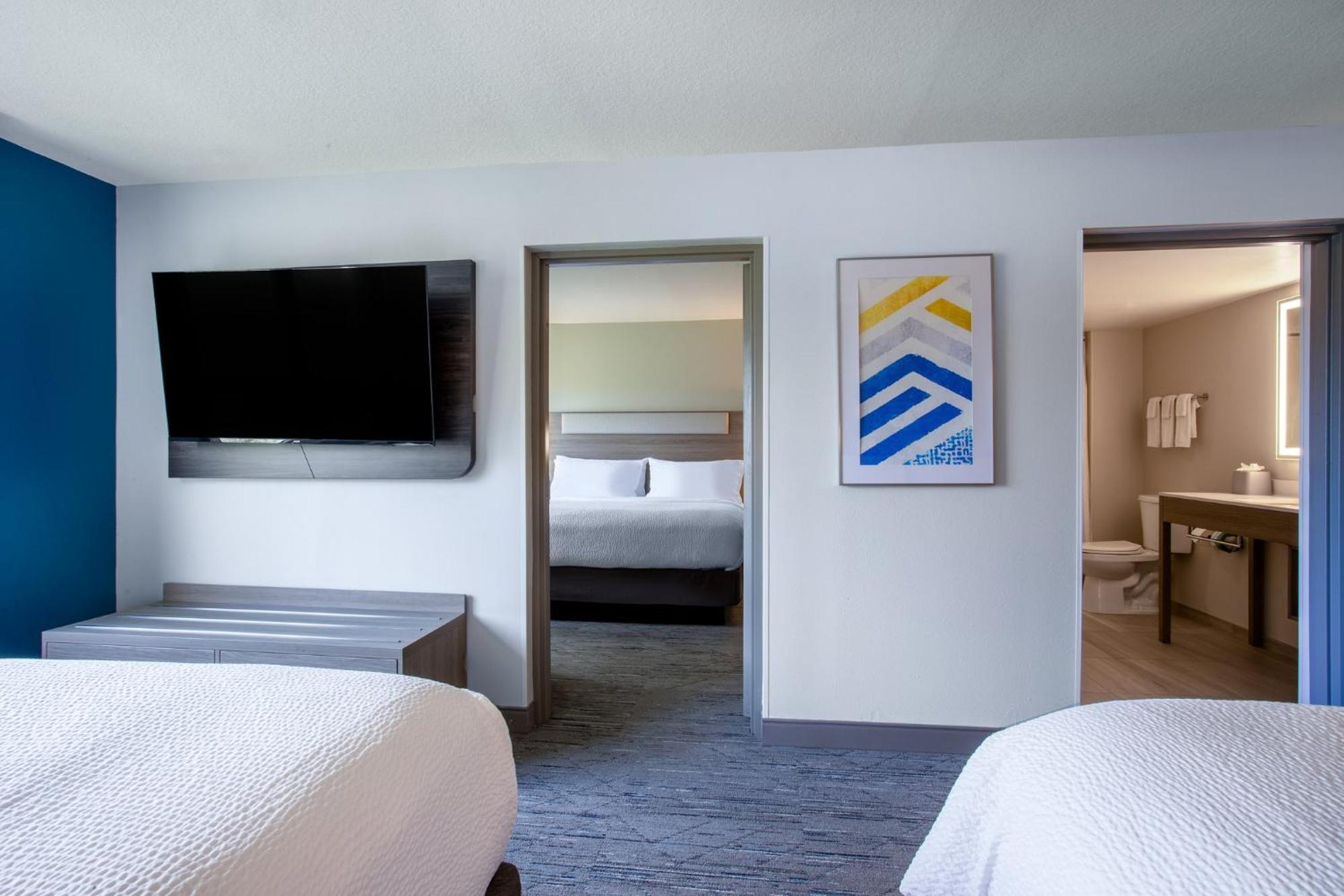 Holiday Inn Express & Suites Bradenton East-Lakewood Ranch By Ihg Exterior photo